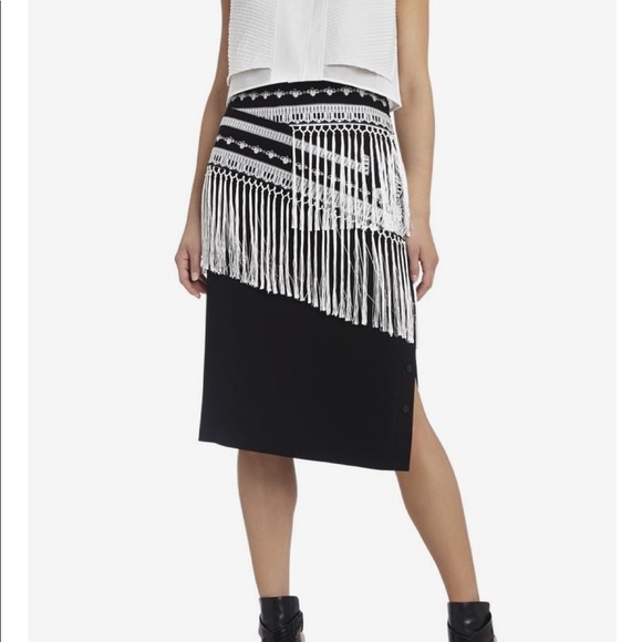 Brand New BCBG Runway Hindi fringes - Picture 2 of 6